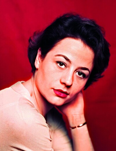 Annie Girardotová – Nemoc ji okradla o vzpomínky