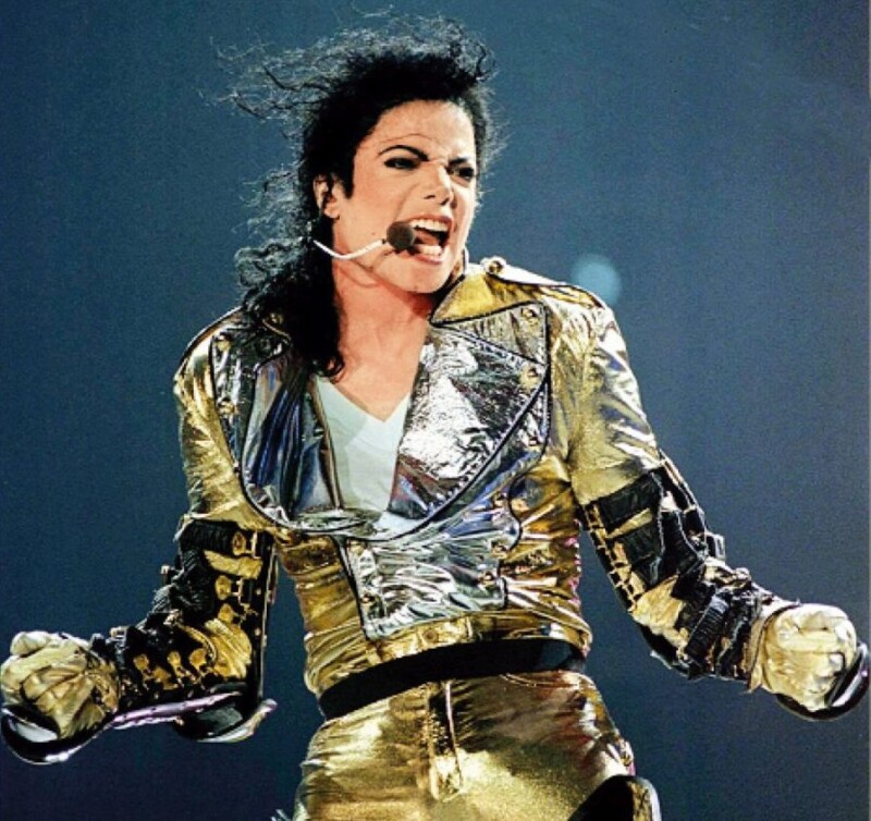 Král popu Michael Jackson v dospělosti hledal ztracené dětství!