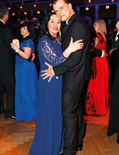 Zhrzený milenec zahřívá Hance postýlku! Skandál pokračuje!