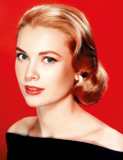 Grace Kelly se stala monackou kněžnou, ale později toho litovala!