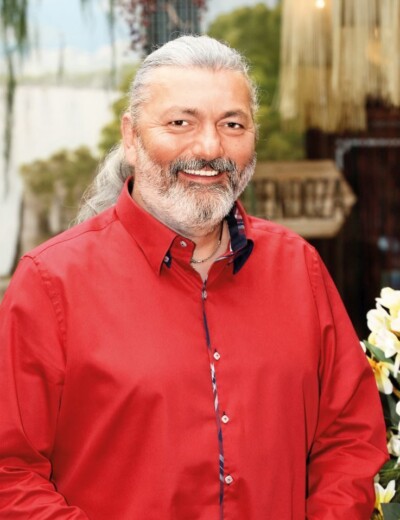 Nejprve se Daniel Hůlka založení rodiny urputně bránil, pak zase dlouho marně hledal tu pravou!