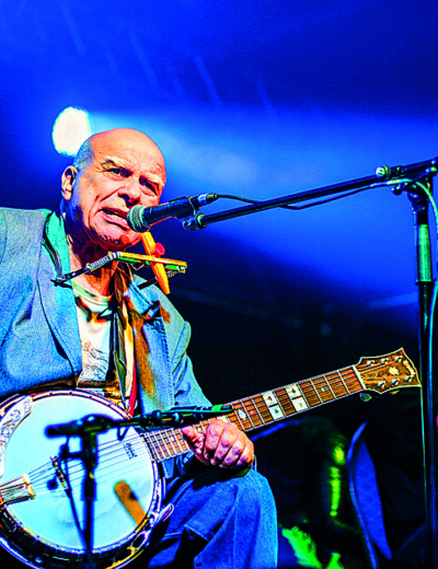 Ivan Mládek – Jeho vnučky mu říkají dědo Bažine