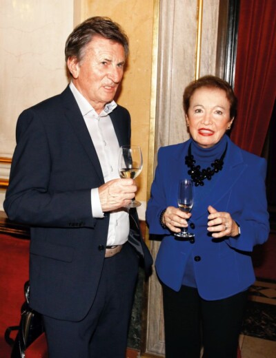 Je to venku! Kdo je Hančin nový milenec?