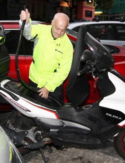 Bob Klepl: Boural na motorce!