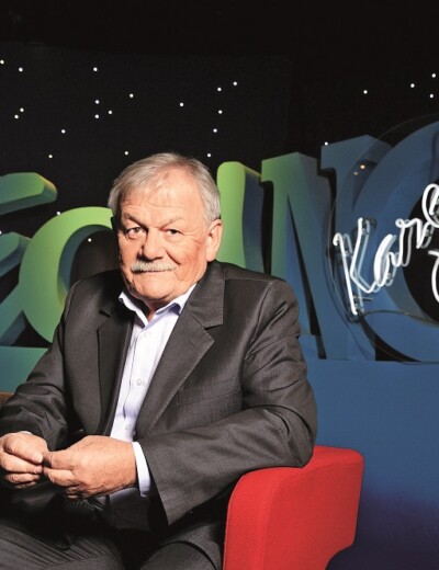 Zdrcený Karel Šíp napravuje, co může