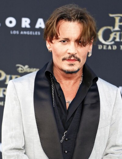Depp konečně řekl pravdu o domácím násilí!