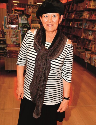 Zdena Hadrbolcová – Pod neodmyslitelným baretem  francouzská madam