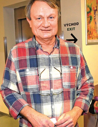 Provokuje svoji ženu