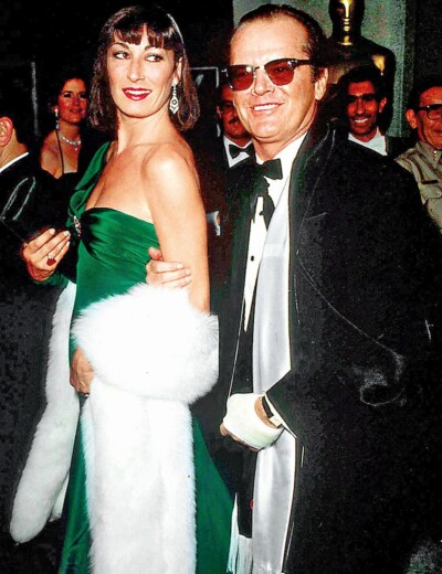 Místo prvního rande s Anjelicou Houston skončil Jack Nicholson v posteli s jinou!