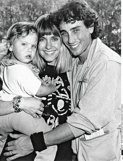 Olivia Newton- John zvítězila nad nemocí, ale manželství nezachránila!