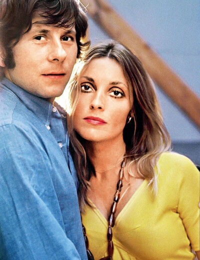 Romantické manželství Sharon Tate a Romana Polanského ukončila po sedmi měsících krvavá brutální vražda!