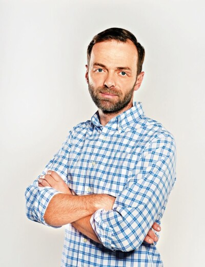 V temných chvílích svého života byl Lukáš Langmajer satanistou a chtěl spáchat sebevraždu!