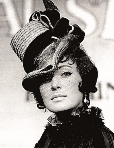 Na kafe do Paříže už si zajet nestihla