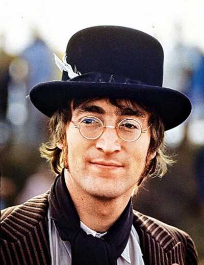 Svému vrahovi John Lennon nejprve podepsal album!