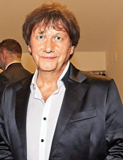První žena odmítala jít za Stanislavem Hložkem do Prahy a manželství skončilo rozvodem!