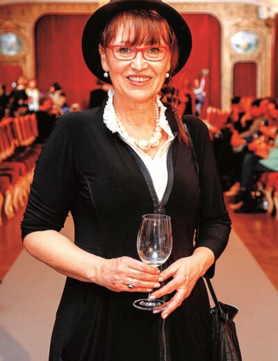 Porušila manželův zákaz