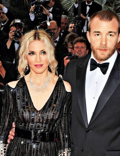 Madonna a Guy Ritchie spolu prožili romantickou telenovelu se špatným koncem!