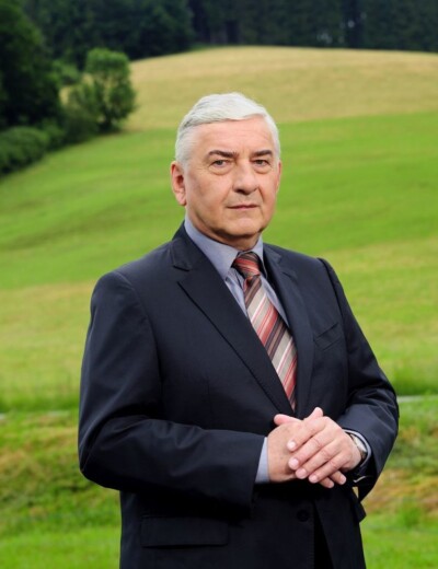 Poněkud vypráskaná oslava narozenin