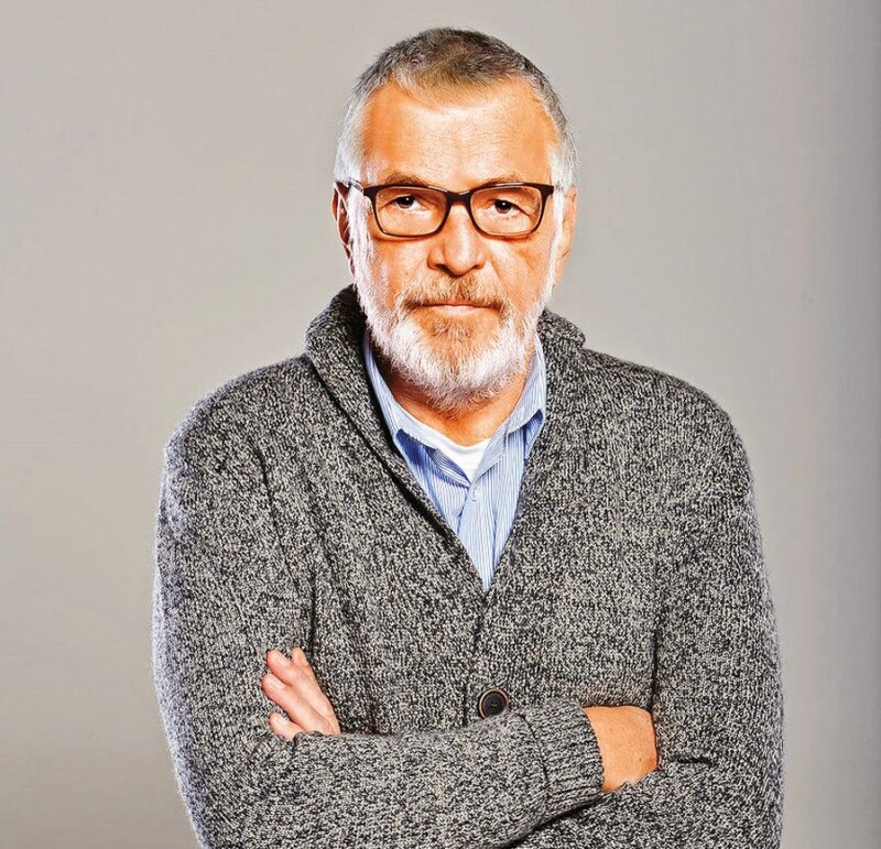 Navždy odešel Jiří Bartoška: Charismatická ikona českého filmu a divadla nás opustila