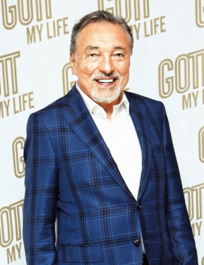 Za svoje úspěchy vděčil Karel Gott nejen talentu, ale i ženám!