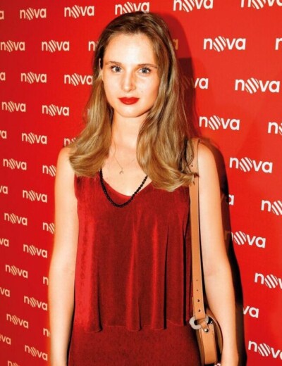 Nechala se sbalit fešákem ze seriálu?