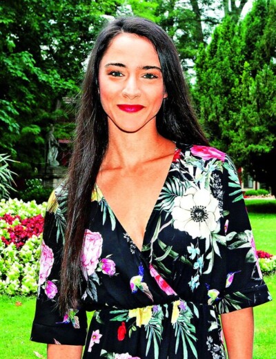 Šťastná Burešová. Byl to porod jedna báseň!