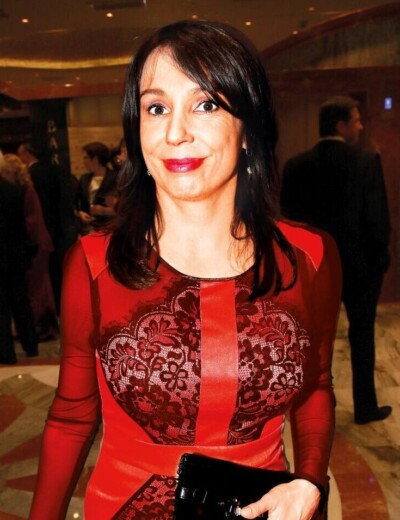 Zoufalá  Nela Boudová: Má ho ráda? Nemá ho ráda?