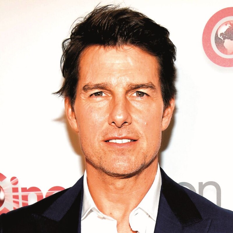 Tom Cruise dal přednost sektě před krásnými ženami!