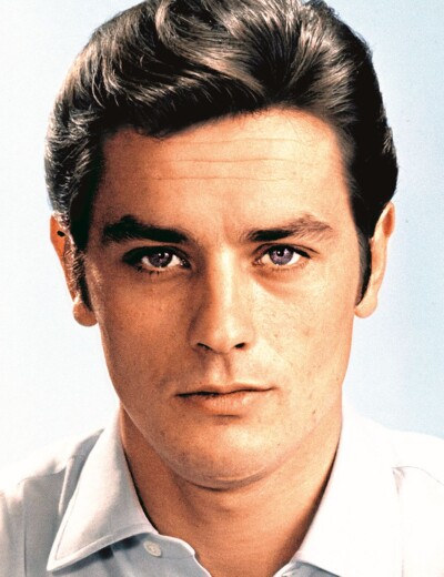 Alain Delon strávil v mládí skoro rok ve vězení!