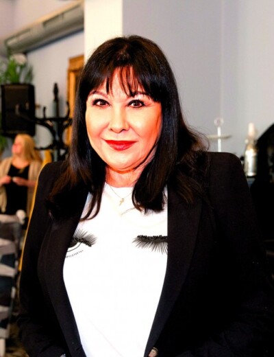 Kdo Patrasovou pronásleduje?