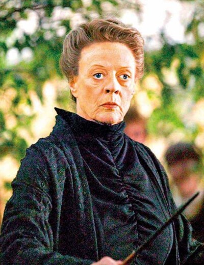 Největší slávu získala Maggie Smith v důchodu