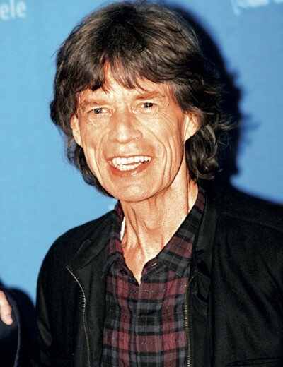 Mick Jagger se raduje, protože má dalšího vnoučka