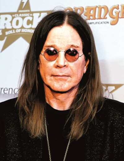 Zvládne Ozzy Osbourne ještě vůbec dojít na pódium?