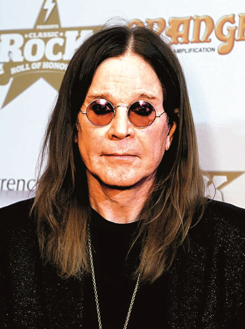 Zvládne Ozzy Osbourne ještě vůbec dojít na pódium?