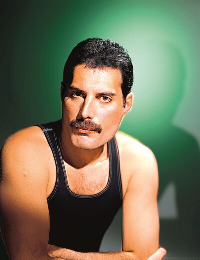Freddie Mercury dlouhé roky skrýval nemanželskou dceru