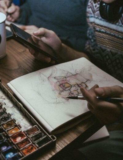 The Mindful Maker: Jak kreativní kurzy mohou zlepšit vaše duševní zdraví