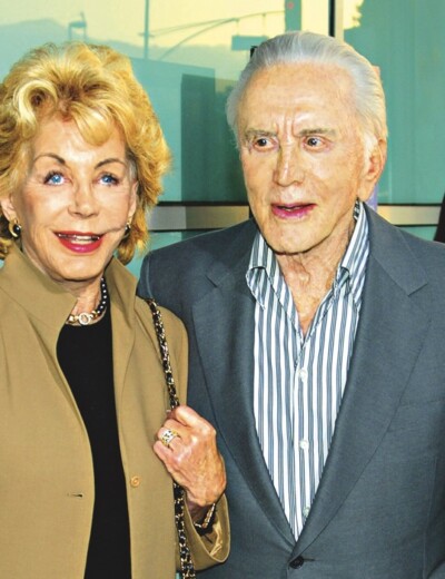 Kirk Douglas a jeho žena byli spolu více než 60 let bez skandálu