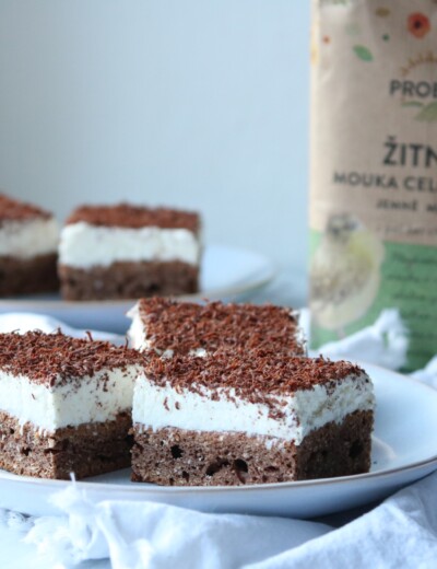Žitná mouka jako elixír živin a vlákniny v kokosových kostkách