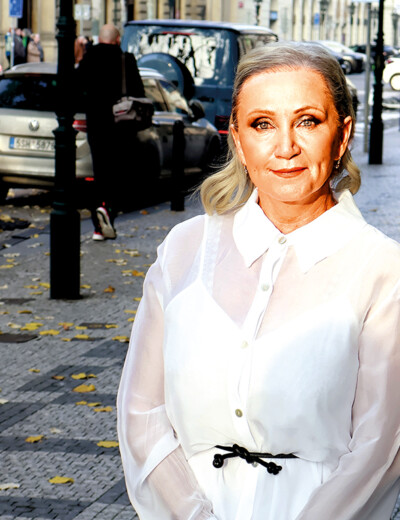 Basiková se stále nedokáže odpoutat od bývalého