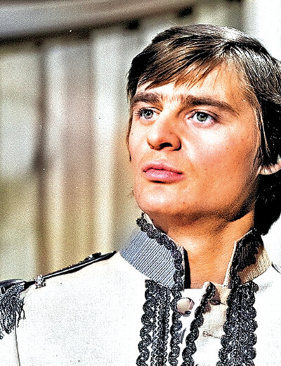 Skutečného hereckého rytíře Ivana Luťanského zcela bez lítosti popravili