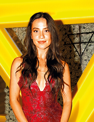 Zůstane Černá na dítě sama?