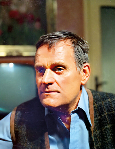 Doma byl Prachař rozšafný tatík, ve společnosti známý furiant