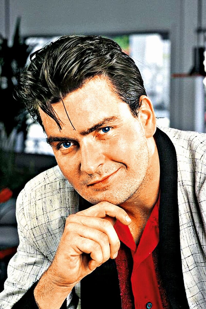 Charlie Sheen byl několik let tak na kaši, že si je ani nepamatuje