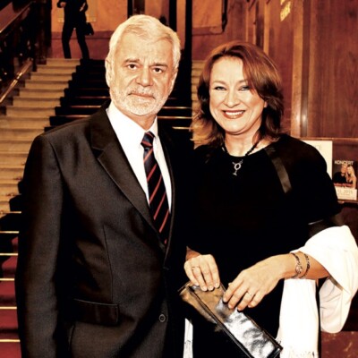 Nařídil Adamovské manžel bezodkladný konec?