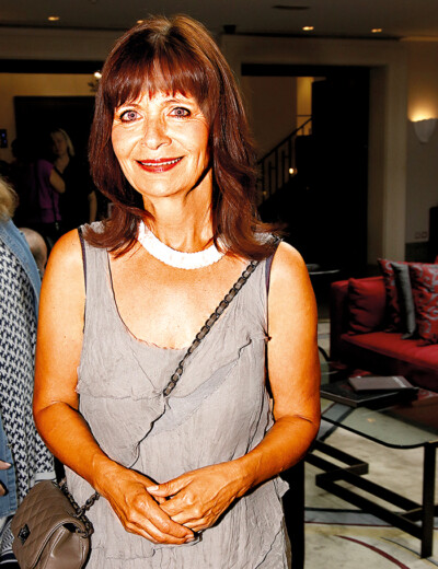 Utíká Krbová pryč od manžela?