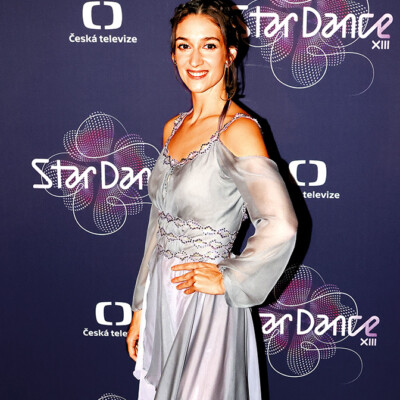 Zklamání žene Dancingerovou do náruče ženáče?