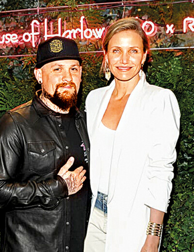 Naplno se Cameron Diaz našla v roli šťastné maminky