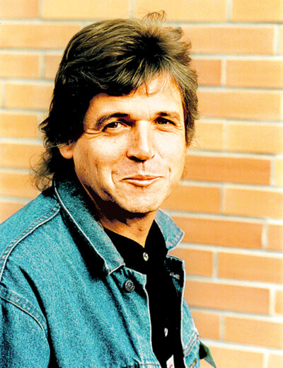 Zich zemřel při tom, co tolik miloval