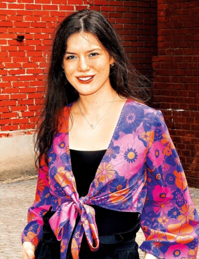 Bojuje Sára Korbelová s kolegyní o stejného muže?