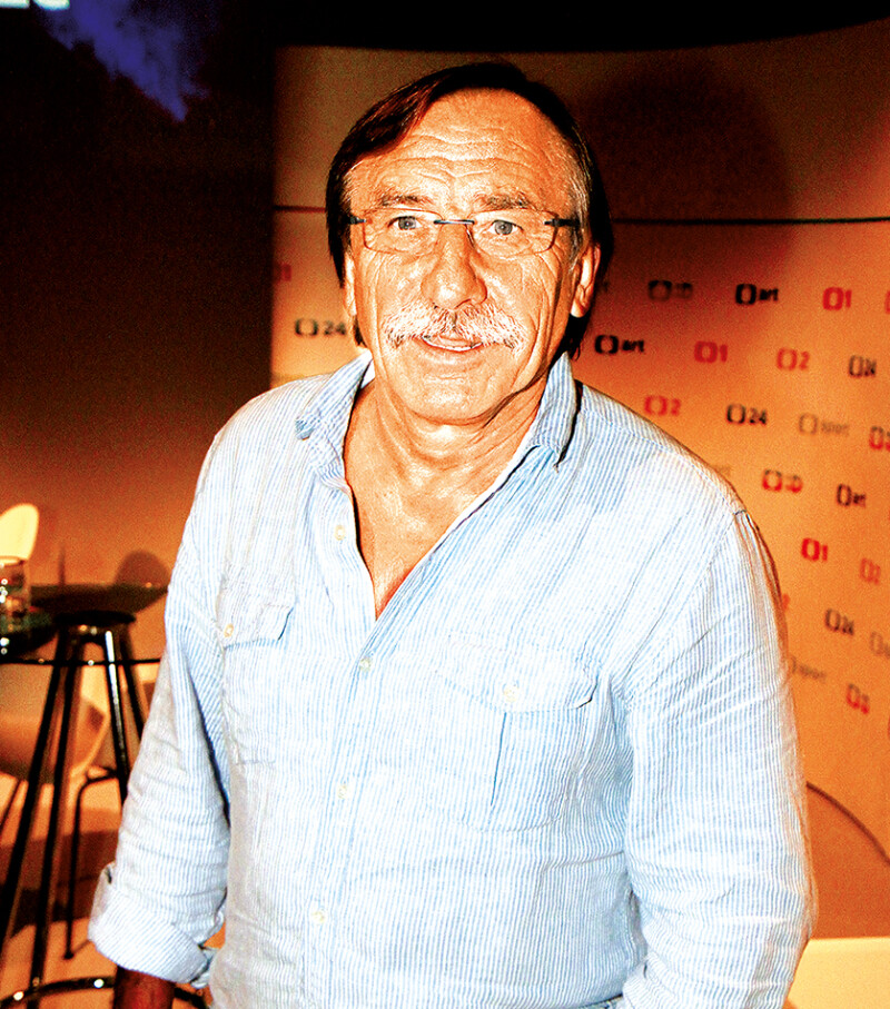 Před kamerou je Zedníček velká hvězda a v obchodě závozník